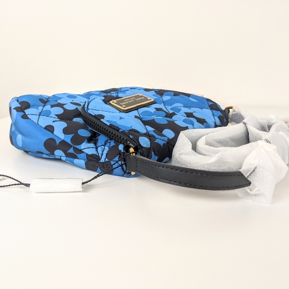 Marc Jacobs Quilted Nylon Floral Messenger Bag - Picture 5 of 6